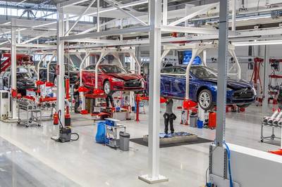 特斯拉超級工廠 全球最大屋頂太陽能陣列與新型采暖制冷技術(shù)的前沿探索